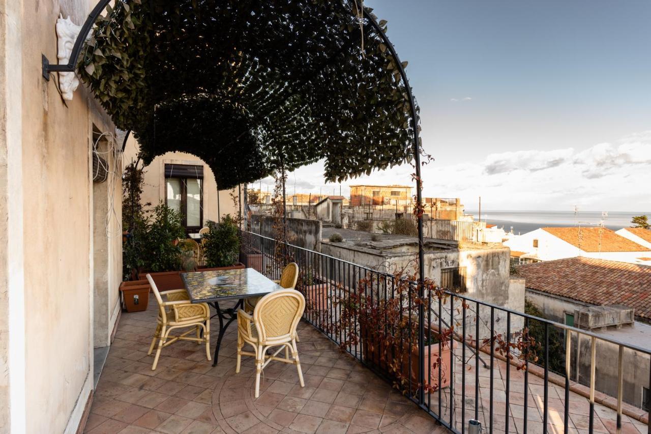 Raciti Palace Acireale Bagian luar foto