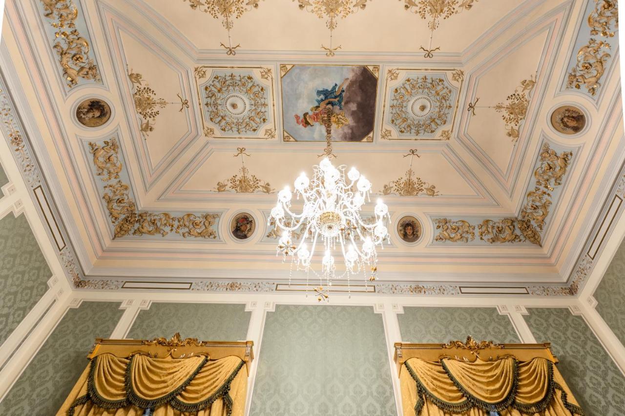 Raciti Palace Acireale Bagian luar foto